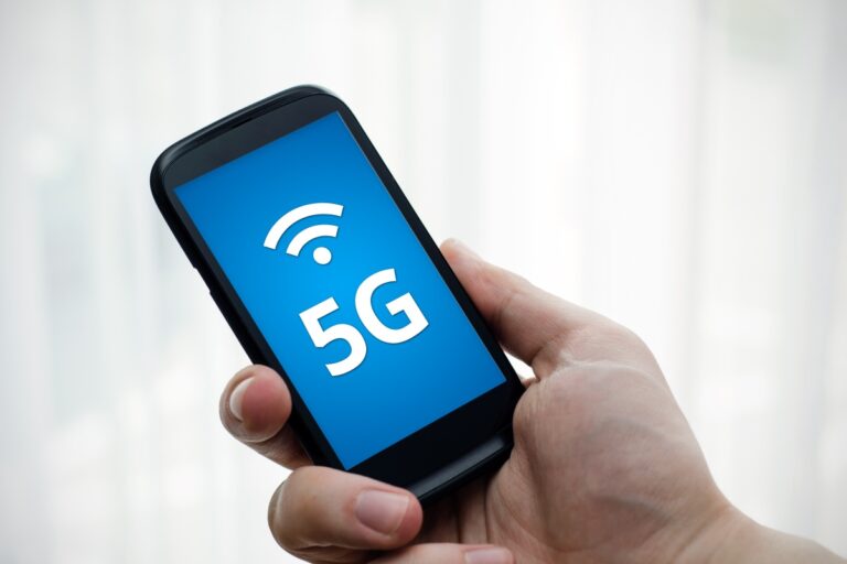 Smartphone shipments to grow 12% in 2021, to 1.4 billion units