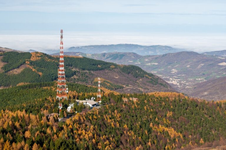 Italy’s competition authority probes Cellnex’s Hutchison towers deal