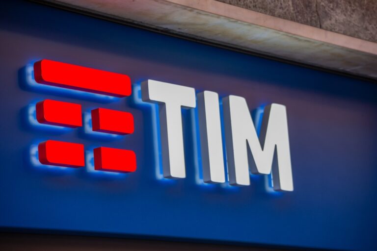 CVC Capital Partners breaks cover in bid to tear off Telecom Italia’s services arms