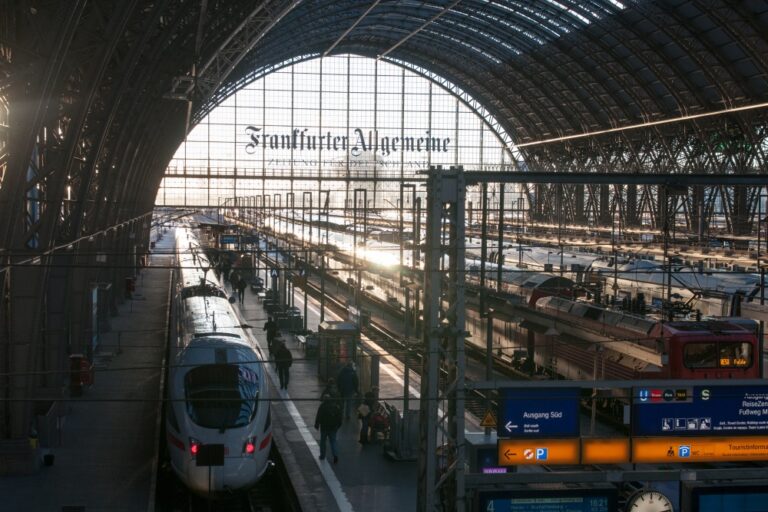 Going underground: German mobile operators boost connectivity on trains