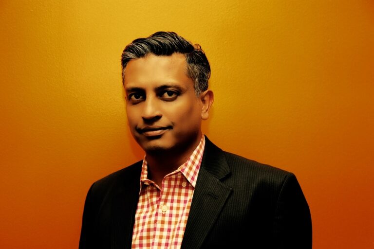Amdocs offers mobile operators share of box office