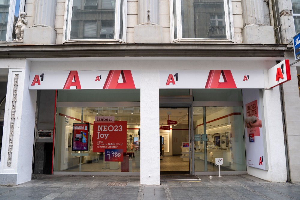 A1 confirms tower spin-off plans as outlook rises - Mobile Europe