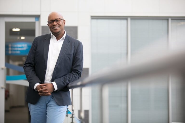 TelkomSA finally secures ZAR 6.75bn Swiftnet tower deal