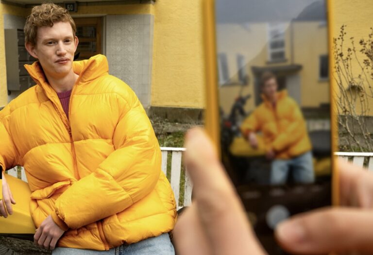 Swiss Post partners Salt to spice up mobile market  