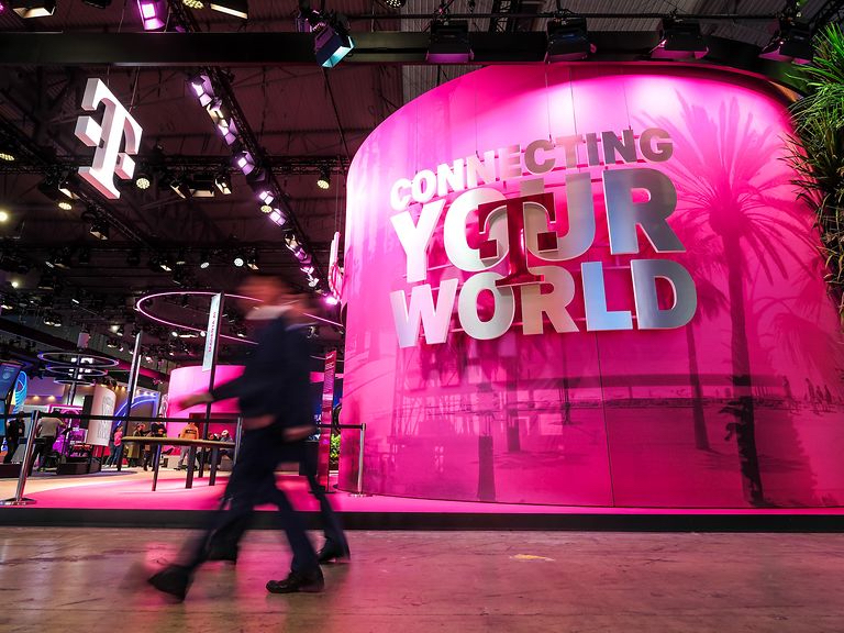 MWC: “Who the hell needs apps?” asks DT’s CEO