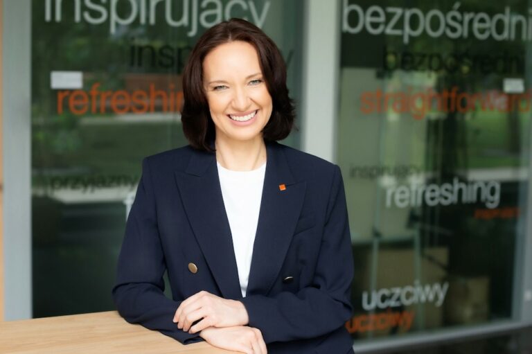 Orange Polska launches 8Gbps fibre services in two cities 