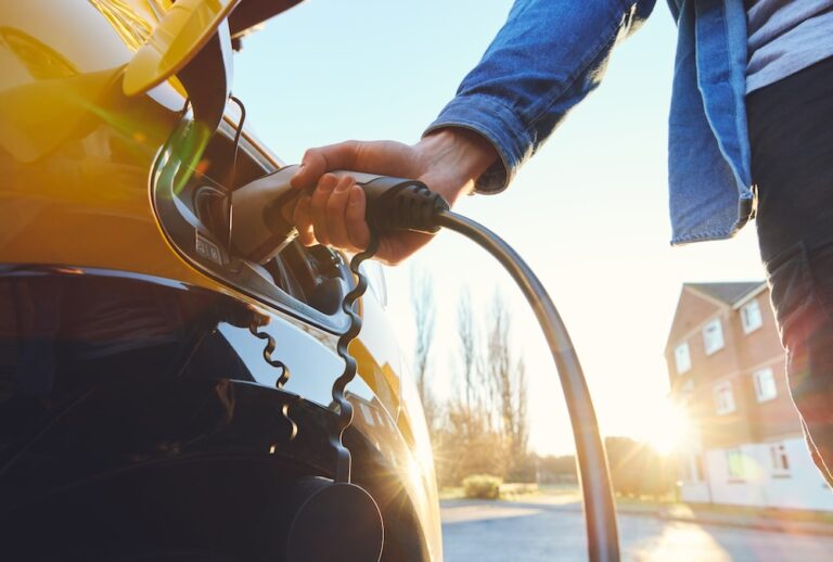 UK motoring association blames mobile operators for slowing EV take-up  