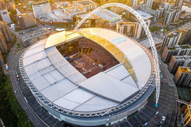 Crowd-sourcing: operators have a huge opportunity in high-density venues