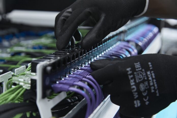 submer-immersion-cooling-Cabling