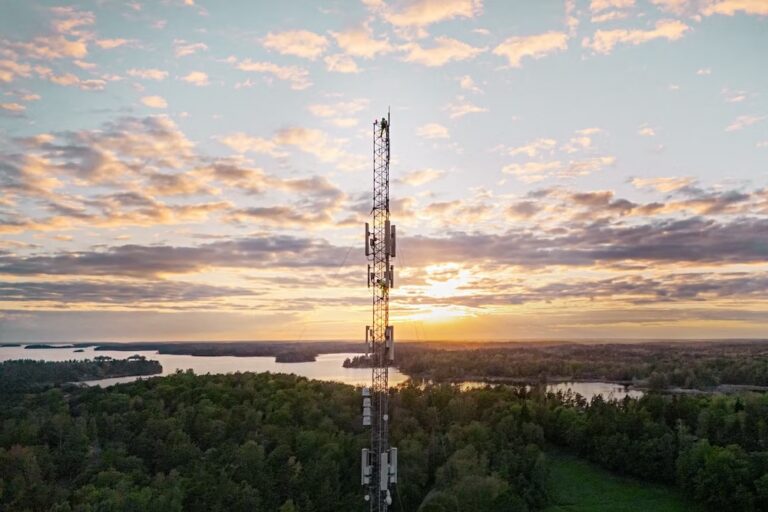Telia commits to major rural mobile expansion