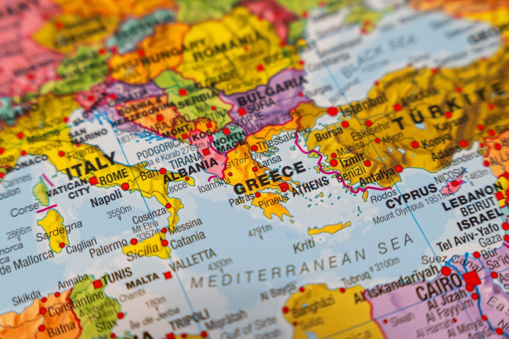 Vodafone builds subsea link from Crete to Greece, 3 new land cables