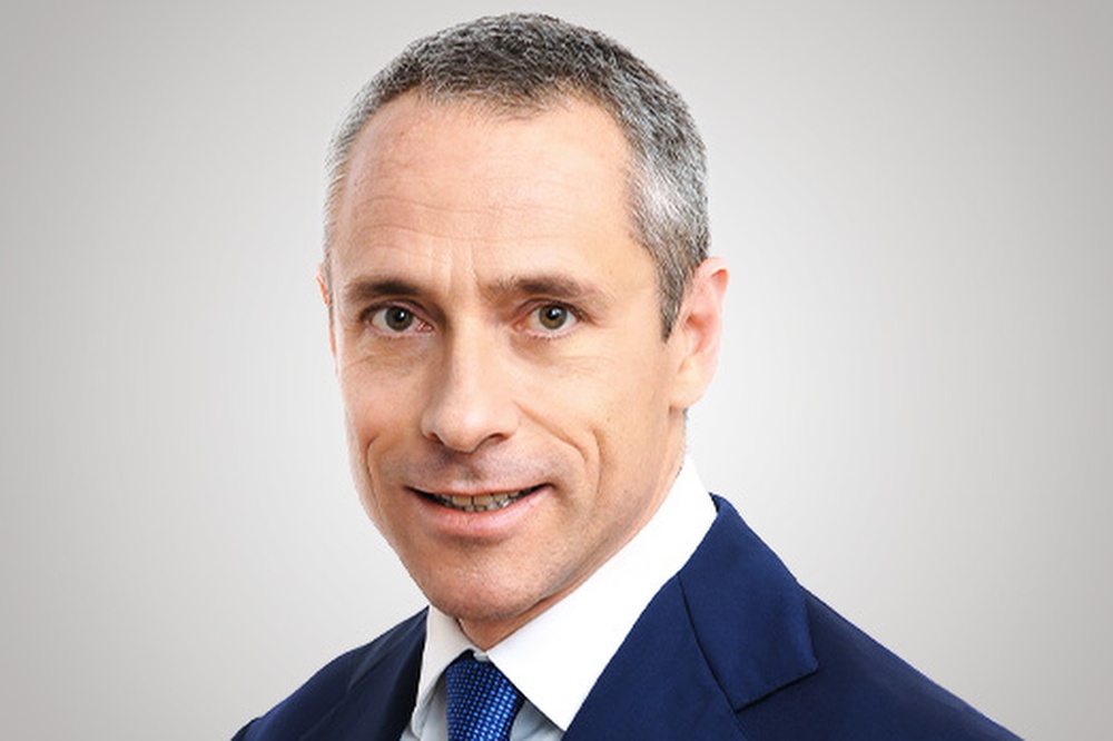 CEO of Poste Italiane follows up on €10.8bn bid for Telecom Italia